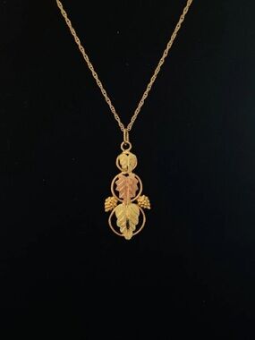 Vintage American Jewelry Chain Black Hills 14k Gold Necklace Rose A.J.C. Co
